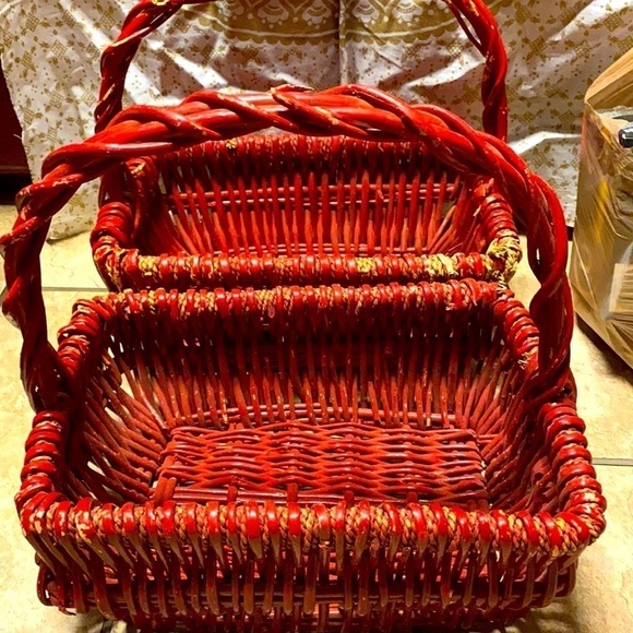 !❤️❤️❤️ HOST PICK!! Two Red Vintage Baskets - Picture 1 of 14